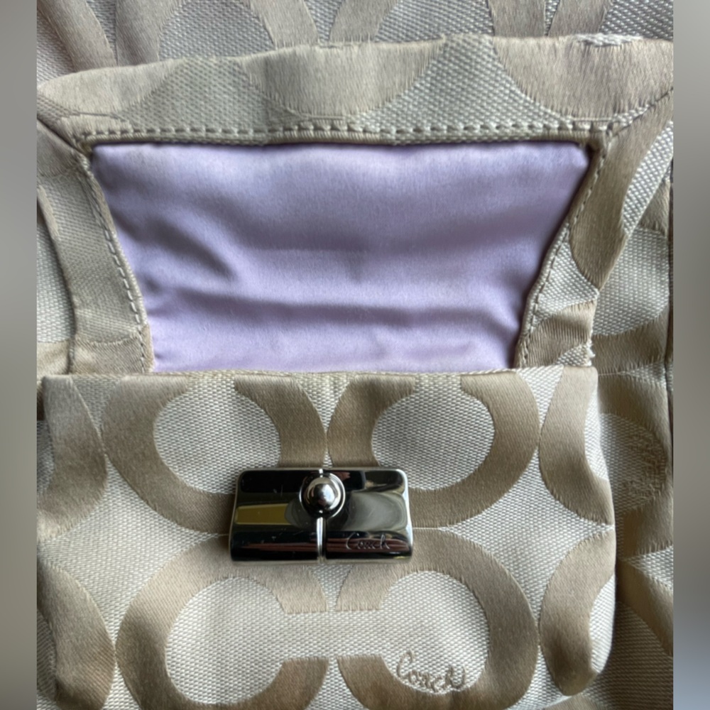 Coach Hobo Shoulder/Crossbody Handbag - Picture 10 of 10